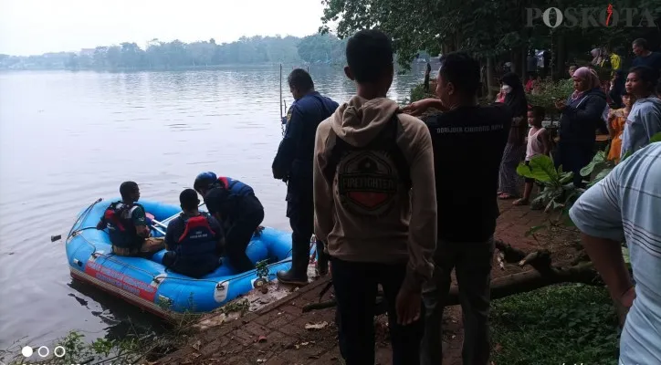 BPBD Telusuri Setu Cikaret Bogor, Cari Orang Tenggelam. (panca)