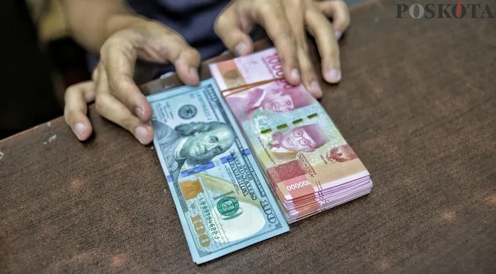 Nilai dolar Amerika Serikat atas rupiah Indonesia. (Foto: Ahmad Tri Hawaari)