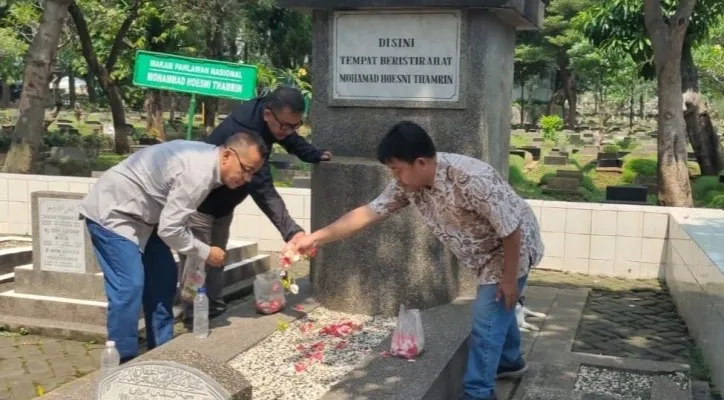 Sayid Iskandarsyah, Ketua PWI Jaya dan anggota PWI Jaya lainnya. (ist)