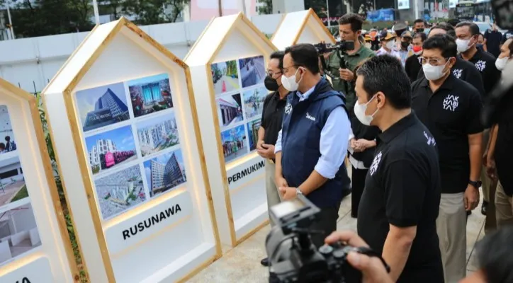 Gubernur DKI Jakarta, Anies Baswedan luncurkan integrasi program dan galeri huni JAKHABITAT. (foto: ist)