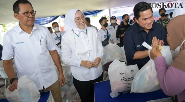 Bupati Purwakarta Anne Ratna Mustika saat mendampingi Menteri BUMN Erick Thohir.(Foto: Dadan)