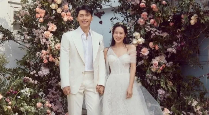 Son Ye Jin dan Hyun Bin Ungkap Jenis Kelamin Anak Pertama. (Instagram/@vast.ent)