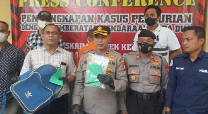 Polsek Kelapa Dua rilis pengungkapan kasus pencurian kendaraan bermotor. (Foto: Iqbal)