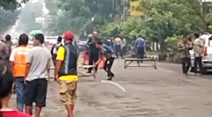 Suasana jalan di Asataanyar, dekat Polsek Astaanyar tempat bom bunuh diri