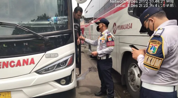 Pelaksanaan Pra Ramp Check di Terminal Tanjung Priok, Jakarta Utara. (rizki)