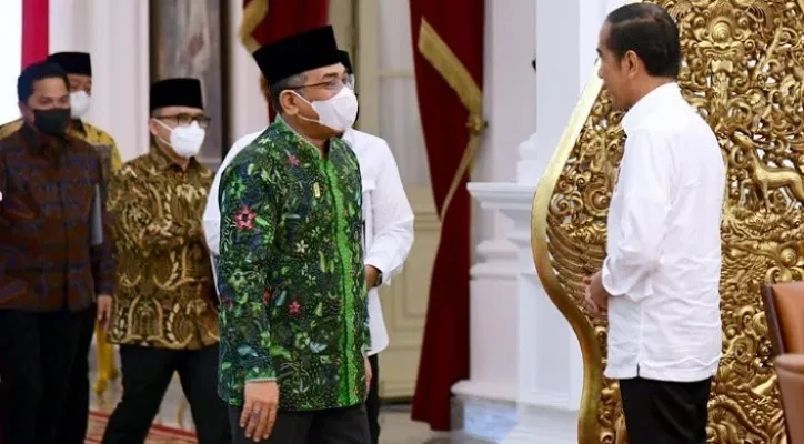 Presiden Joko Widodo saat menerima Ketua Umum  PBNU, Yahya Cholil Staquf. (Foto: biro pers)