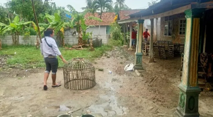 Polsek Cikarang Tengah menggerebek lokasi judi sabung ayam. (Ist)