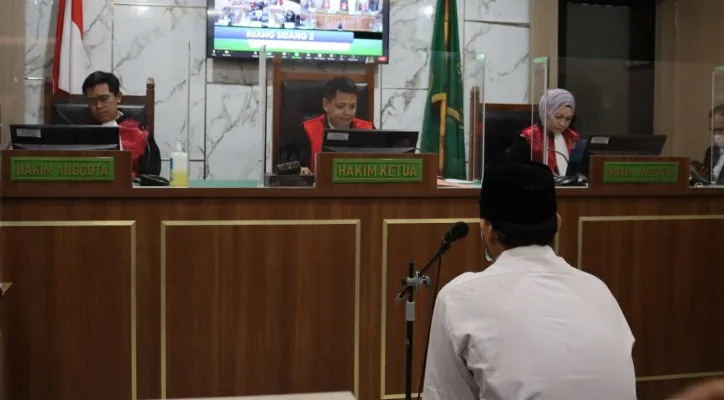Majelis hakim memvonis terdakwa di Pengadilan Negeri Depok. (ist)