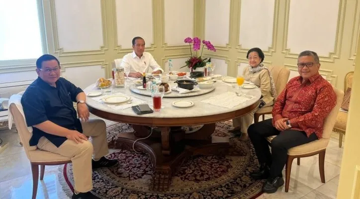 Megawati bertemu Jokowi di Istana di tengah isu duet Prabowo - Ganjar Pilpres 2024. (Ist)