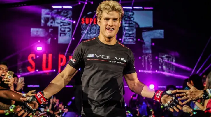 Sage Northcutt akan kembali bertarung di ONE Fight Night 10 usai absen 4 tahun(Foto: Twitter/MMAFighting)