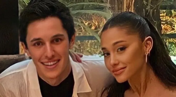 Ariana Grande dan Dalton Gomez Dirumorkan Bercerai Usai Bertengkar Selama Berbulan-bulan (lst)