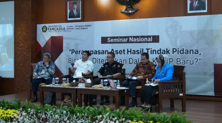 Dalam acara dihadiri pula oleh Dekan Fakultas Hukum Universitas Pancasila Prof. Dr. Eddy Pratomo, S.H., M.A dan Wakil Menteri Hukum dan Hak Asasi Manusia Republik Indonesia Prof. Edward Sharif Hiariej dan lainnya. (ist)