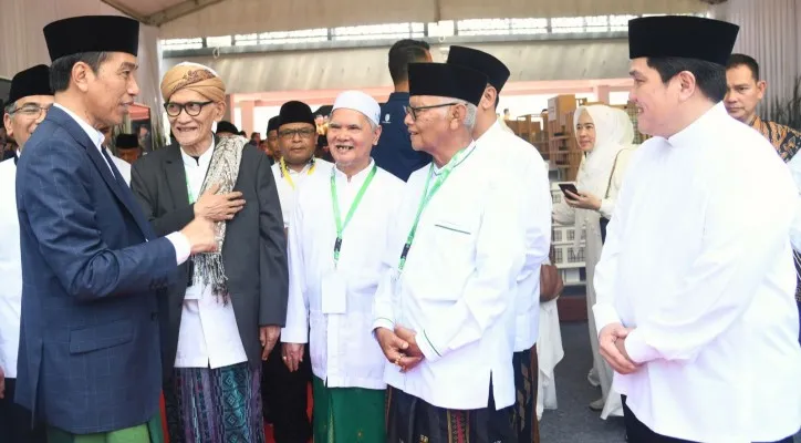 Presiden Jokowi bersama tokoh NU. (ist)