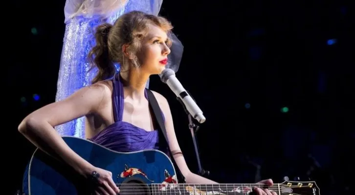 lirik lagu Cornelia Street - Taylor Swift (lst)