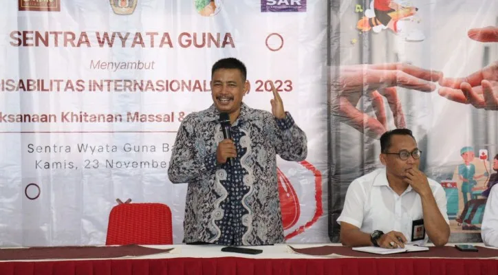 Foto: Kementerian Sosial (Kemensos) sambut Hari Disabilitasi Internasional tahun 2023 gelar khitanan massal dan donor darah gratis. (Ist.)