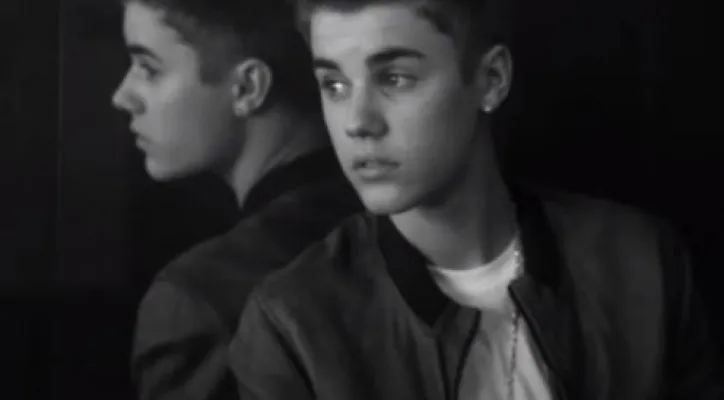 Lirik lagu Fa La La - Justin Bieber ft Boyz II Men (Youtube/Justin Bieber)