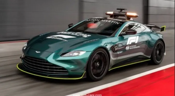 Safety Car Aston Martin saat Tes Pramusim F1 2024 di Bahrain (Foto: Pinterest)