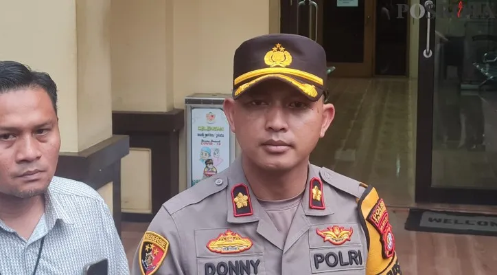 Kapolsek Tambora Kompol Donny Harvida. (Pandi)