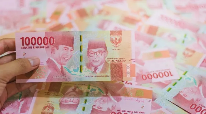 NIK e-KTP Anda Terpilih Pemerintah Cairkan Saldo Dana Bansos dari Subsidi PKH Tahap 1 2025. (Sumber: Freepik uang rupiah dana bansos)