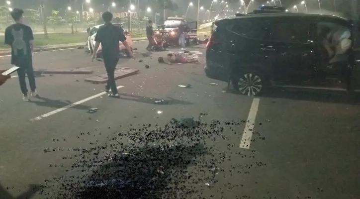 Korban kecelakaan mobil Pajero tabrak towing di Pantai Indah Kapuk (PIK) 2, Tangerang. (Foto/ist)