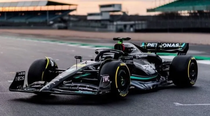 Mercedes Hadapi Kegagalan Brutal pada F1 GP Australia Bikin Wolff Sulit Berpikir Positif (Foto: Pinterest)