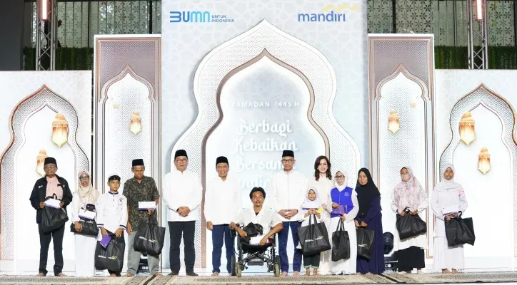 Foto: Bank Mandiri Group Santuni 57 ribu Anak Yatim dan Dhuafa di bulan Ramadhan. (Dok. Bank Mandiri)