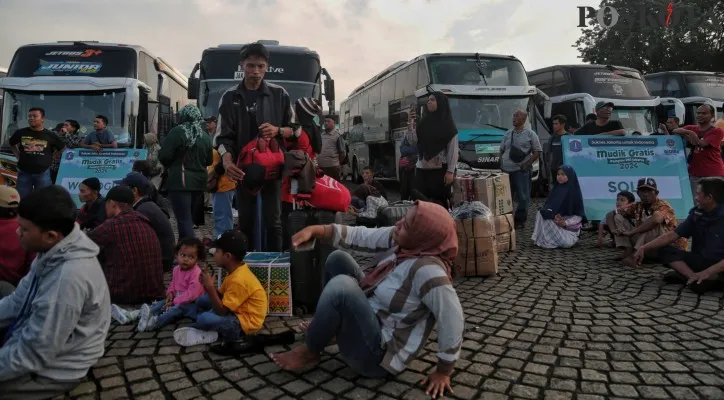 Program Mudik Gratis 2025 dari Pemerintah Provinsi (Pemprov) Jakarta.(Poskota/Ahmad Tri Hawaari)