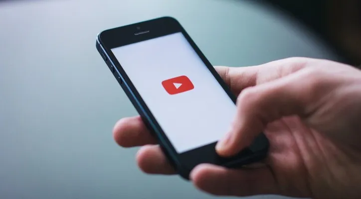 YouTube Shorts kini dapat fitur tambahan bernama Dream Screen.Foto: Pixabay