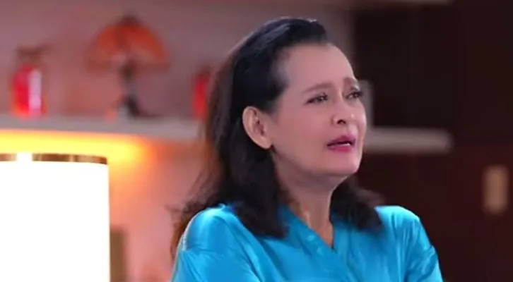 Nonton Sinetron Tertawan Hati Episode Hari Ini Kamis 16 Mei 2024, Rico Berhasil Buat Mama Rina Dianggap Depresi  (Foto: YouTube Sinemart Tertawan Hati)