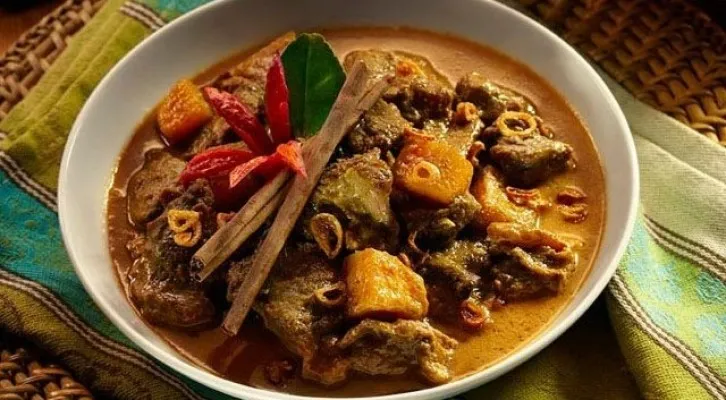 Buatnya Super Gampang, Intip Resep Rahasia Gulai Daging Kambing Empuk, Lezat, dan Bebas Bau Amis! (Foto: Pinterest)