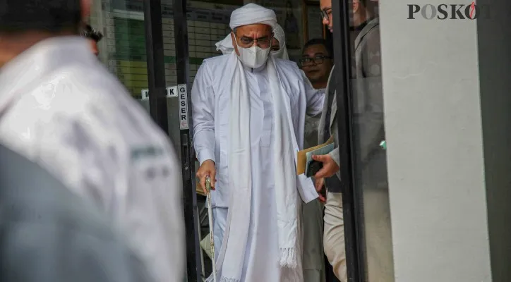 Mantan pemimpin Front Pembela Islam (FPI), Muhammad Rizieq Shihab alias Habib Rizieq Shihab bebas murni Senin 10 Juni 2024. (Poskota/Ahmad Tri Hawaari)