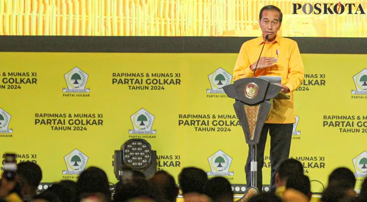 Presiden Jokowi dalam penutupan Musyawarah Nasional (Munas) ke-XI di Jakarta Convention Center (JCC), Senayan, Jakarta Pusat pada Rabu, 21 Agustus 2024. (Poskota/Ahmad Tri Hawaari)