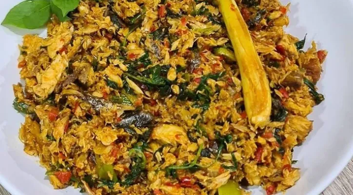 Ini resep pesmol ikan pindang cakalang, makanan khas Betawi yang menggugah selera dan menggoyang lidah.(Pinterest)