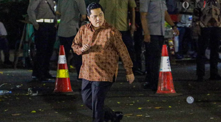 Sejumlah calon menteri terpilih saat tiba di kediaman Presiden terpilih Prabowo Subianto, Kertanegara, Jakarta Selatan, Senin (14/10/2024). Presiden terpilih Prabowo Subianto memanggil sejumlah tokoh yang diyakini bakal menjadi calon menteri/kepala lembaga negara untuk pemerintahan baru ke depan seperti Politisi PKB Abdul Kadir Karding, Ketum Partai Demokrat Agus Harimurti Yudhoyono, Politisi Partai Teuku Harsya, Politisi PKB Nusron Wahid, Mantan Politisi PDIP Maruarar Sirait, Politisi Gerindra Fadli Zon, Politisi PAN Yandri Susanto, Tokoh Pejuang HAM asal Papua Natalius Pigay, Politisi Partai Gerindra Prasetyo Hadi, Politisi Partai Gerindra Sugiono Pengusaha Widiyanti Putri Wardhana, Sekjen PBNU Saifullah Yusuf (Gus Ipul),  Ketua Harian Partai Gerindra Sufmi Dasco Ahmad, Mendagri Tito Karnavian, Ketum PAN Zulkifli Hasan, Pengusaha Arifatul Choiri F, Ketum Partai Golkar Bahlil Lahadalia, Ketum PBB Yusril Ihza Mahendra, Sekjen PP Muhammadiyah Abdul Mu'ti, Ketum PKB Muhaimin Iskandar (Cak Imin), Politisi Golkar Agus Gumiwang Kartasasmita, Mensesneg Pratikno, Wakapolri Agus Andrianto, Politisi Golkar Maman Abdurrahman, Politisi PSI Raja Juli Anthony, Tokoh Papua Yohanna Yambise. Poskota/Ahmad Tri Hawaari