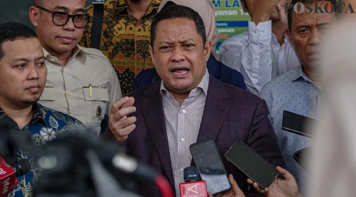 Tim Kuasa Hukum Eks Menteri Perdagangan RI 2015-2016 Thomas Trikasih Lembong atau Tom Lembong, Ari Yusuf laporkan dua saksi ahli dari jaksa penuntut umum (JPU) pada sidang praperadilan kliennya karena dinilai memberikan keterangan palsu. Amir Poskota/Ahmad Tri Hawaari