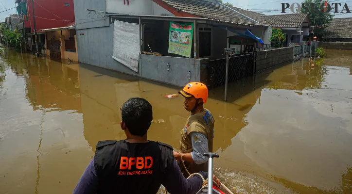 Berikut ini pengertian bencana hidrometeorologi yang berpotensi terjadi jelang pergantian tahun 2025.Poskota/Ahmad Tri Hawaari