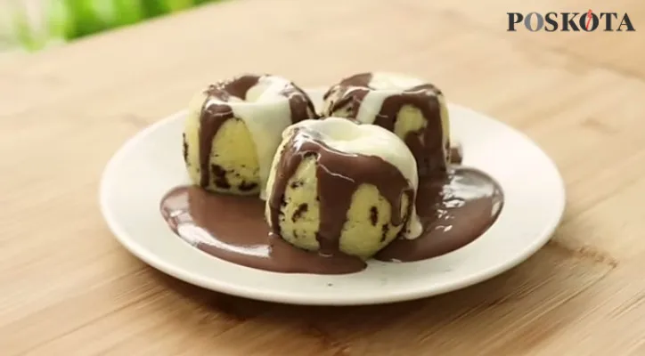 Resep Bolu Susu Vanila Choco, Cocok Untuk Ide Jualan (Foto: Tangkapan Layar YouTube Devina Hermawan)