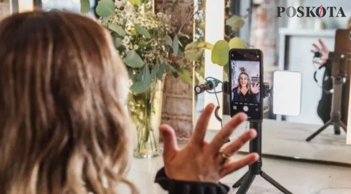 Ilustrasi pembuatan video Youtube, ini tips ampuh youtuber pemula menambah subscriber. (Pinterest/misssv0511)