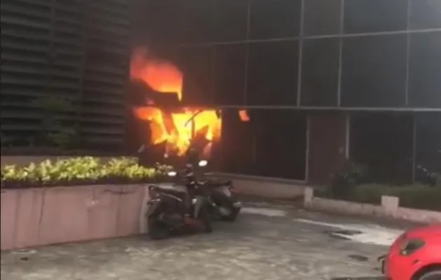 Kebakaran melanda Gedung Kemenkumham di Setiabudi, Jaksel. (Ist)