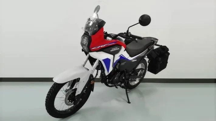 Honda Tiongkok resmi meluncurkan model adventure terbaru mereka, yaitu Honda CRF 190. (foto/motorradonline)