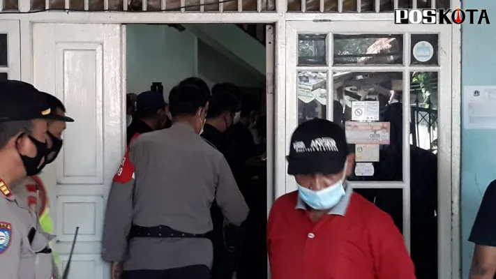 Rumah di wilayah Kelurahan Gedong yang digerebek tim Densus 88 Antiteror Polri. (ifand)