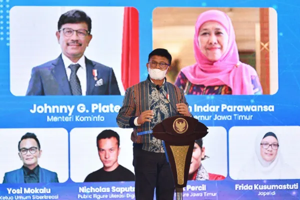 Menkominfo Johnny G Plate saat peluncuran modul literasi digital. (foto: istimewa)