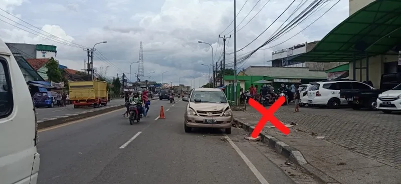 Lokasi kecelakaan maut truk tronton yang meneweskan 2 pejalan kaki di Balaraja, Tangerang.  (Ist)