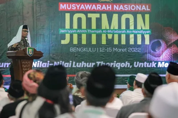 Menkopolhukam Mahfud MD saat berbicara di hadapan Ulama tarekat JATMAN. (Foto: Dok. Kemenkopolhukam).