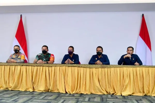 Kepala Sekretariat Presiden Heru Budi Hartono saat menjelaskan agenda Presiden Joko Widodo berkunjung ke IKN. (Foto biro pers istana)