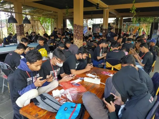 Foto : Sahabat Ganjar menggelar turnamen mobile legends. (ist)