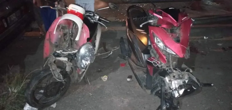 2 sepeda motor tabrakan 'adu banteng' hingga ringsek, kasusnya ditangani Satlantas Polres Bogor. (Ist)