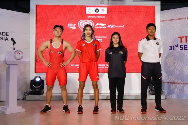 Peluncuran jersey tim Indonesia untuk SEA Games 2021 (foto/NOC Indonesia)