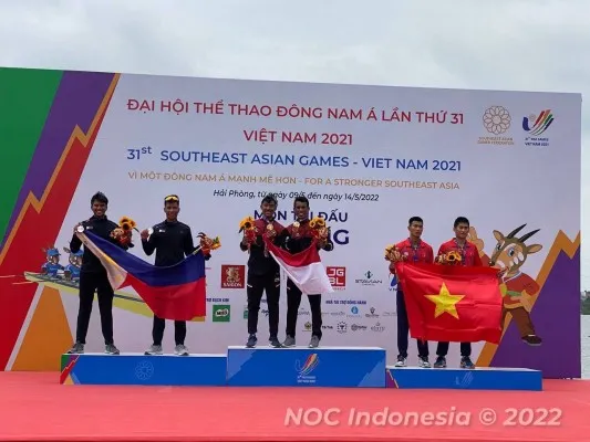 Cabor rowing menyumbang emas untuk Indonesia di SEA Games 2021 (foto/NOC Indonesia)