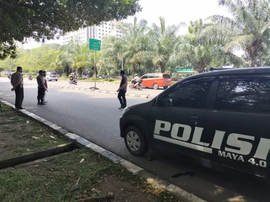 Foto: Satreskrim Polres Jakarta Pusat saat Olah TKP Begal di Kemayoran, Jakpus. (ist.)